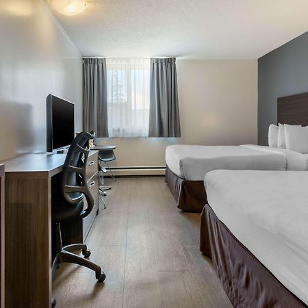 Super 8 By Wyndham Macleod Trail Calgary Hotell Eksteriør bilde