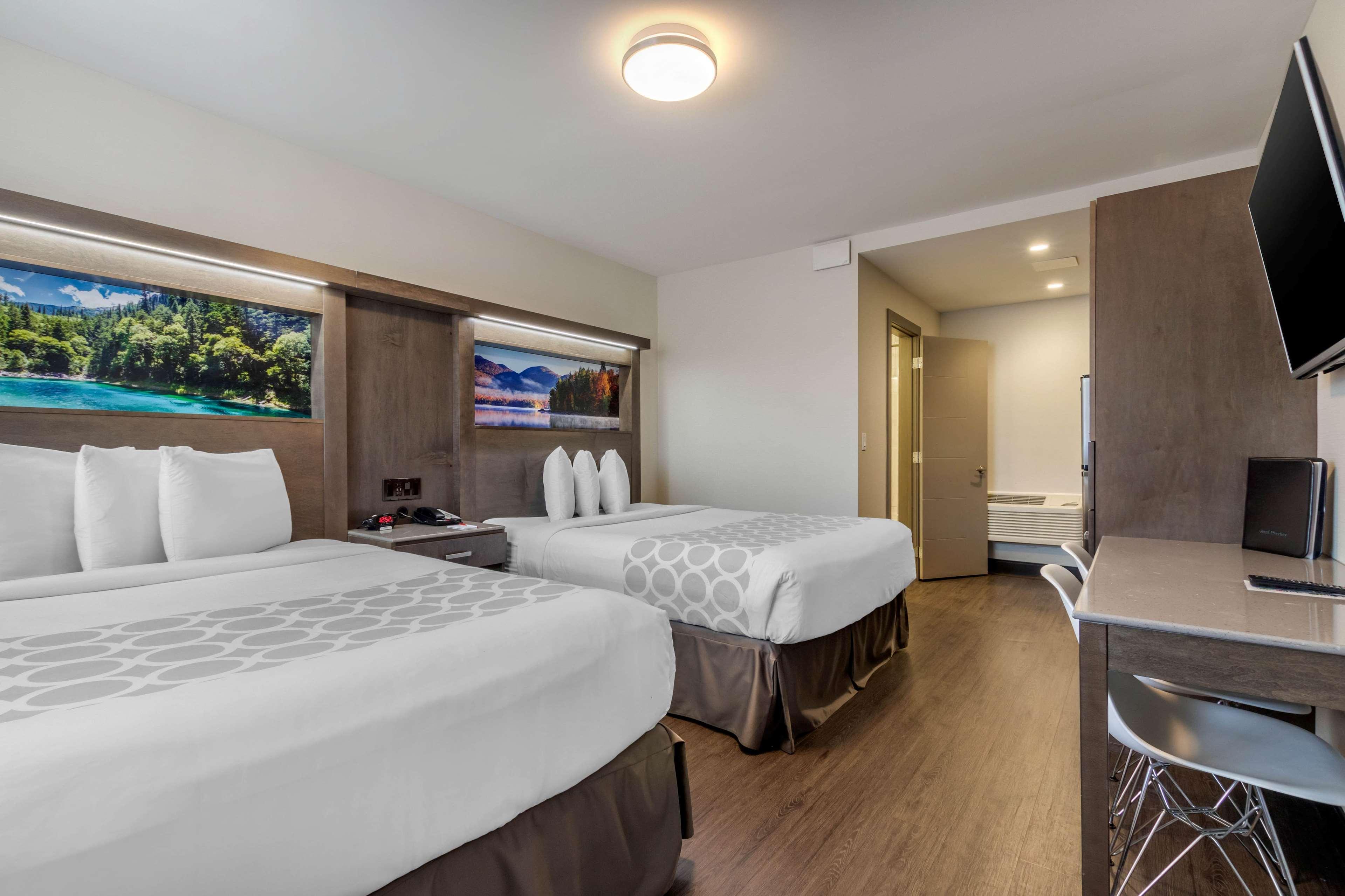 Super 8 By Wyndham Macleod Trail Calgary Hotell Eksteriør bilde