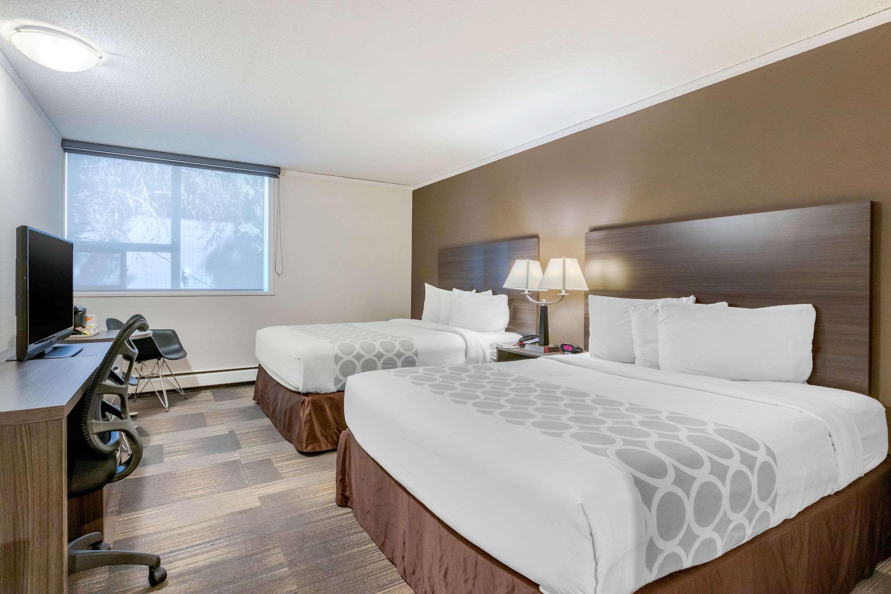 Super 8 By Wyndham Macleod Trail Calgary Hotell Eksteriør bilde